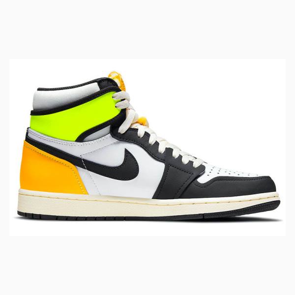 Nike Retro High OG Volt Basketbol Ayakkabısı Air Jordan 1 Erkek Siyah Beyaz Altın | JD-452SC